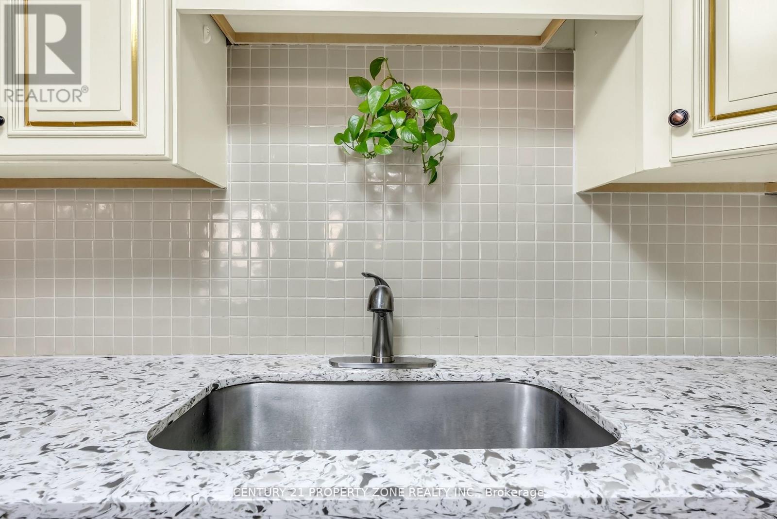 1007 - 1300 MISSISSAUGA VALLEY BOULEVARD — photo 12