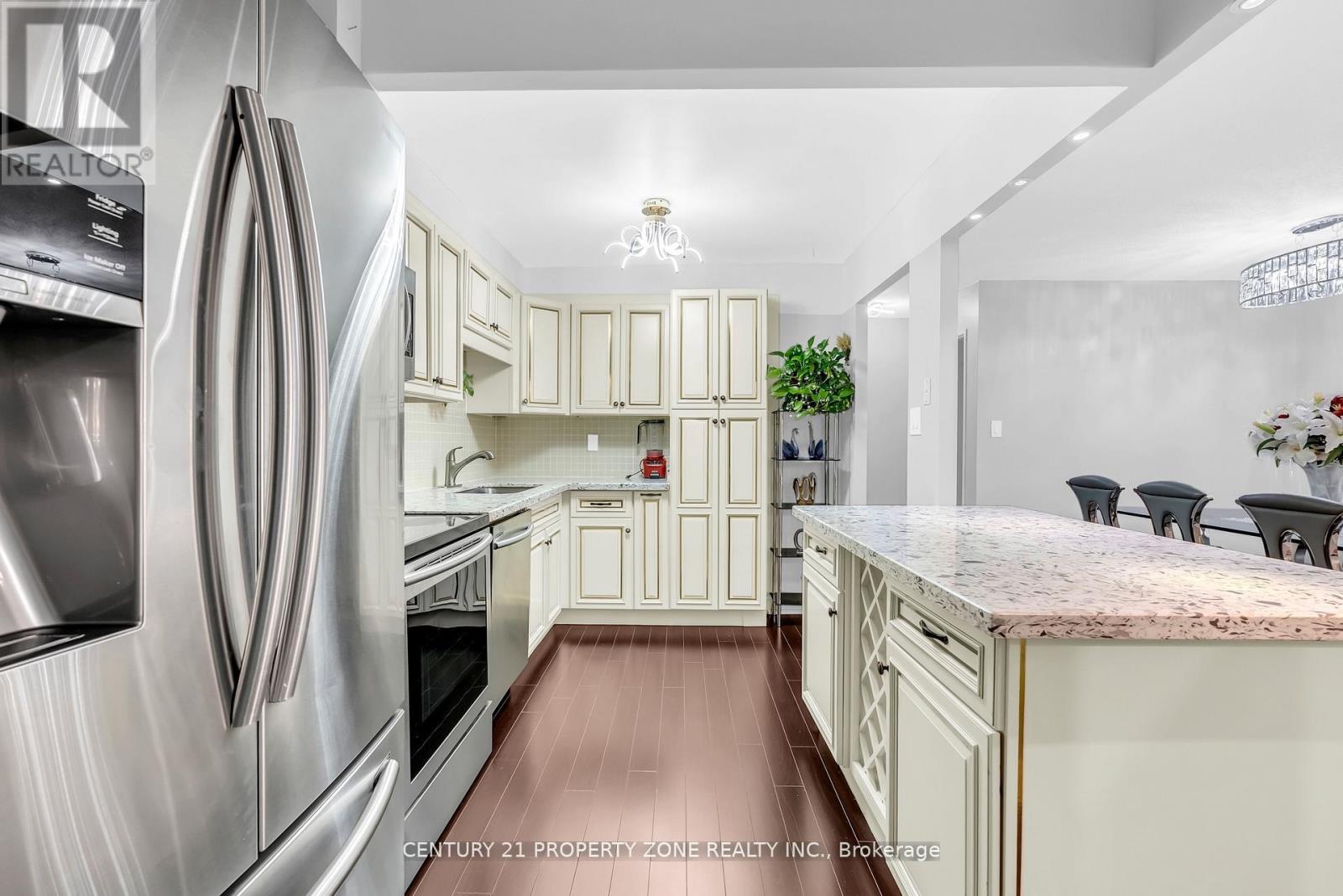 1007 - 1300 MISSISSAUGA VALLEY BOULEVARD — photo 9