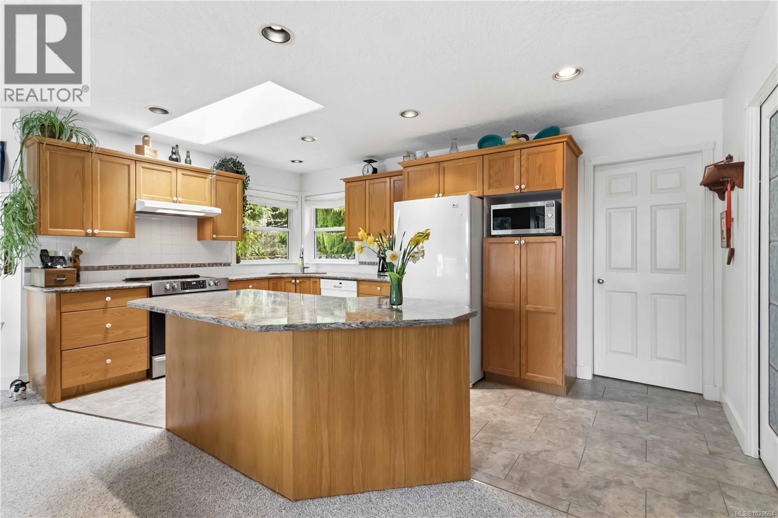  762 Seedtree Road, Sooke