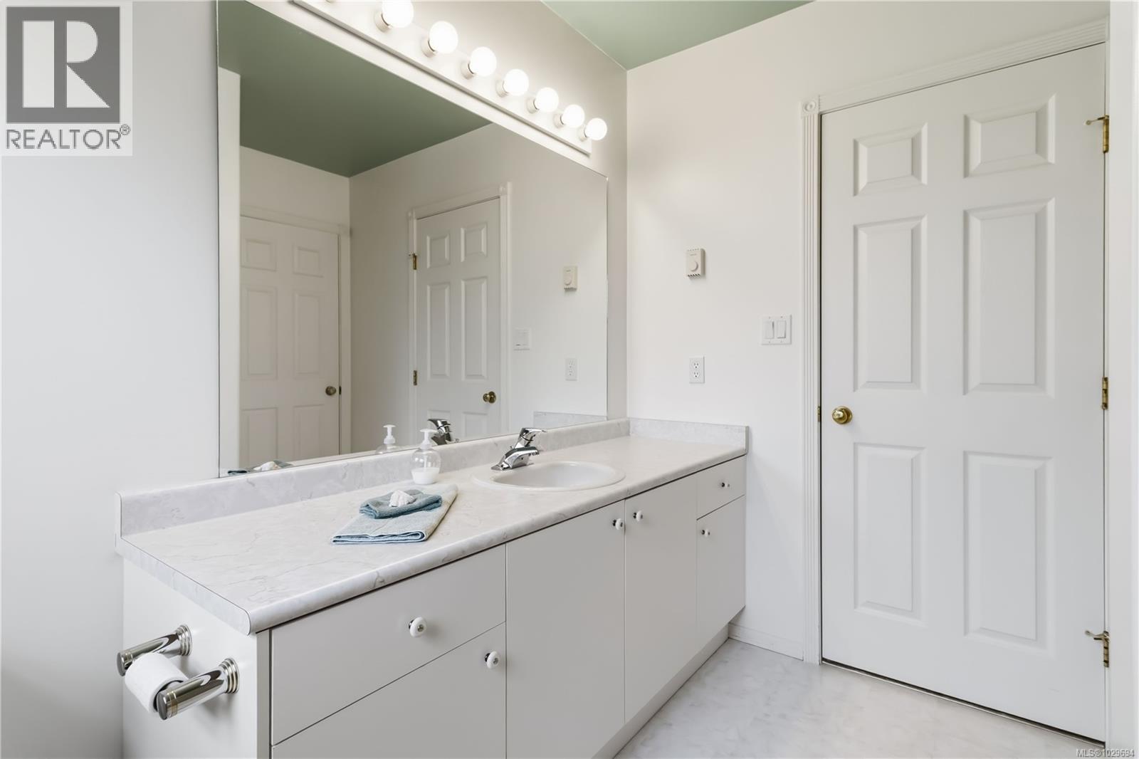  762 Seedtree Road, Sooke