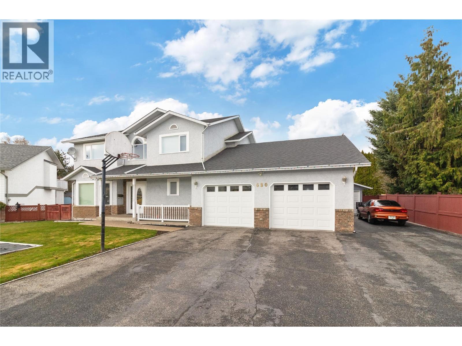 680 Richards Road, Kelowna