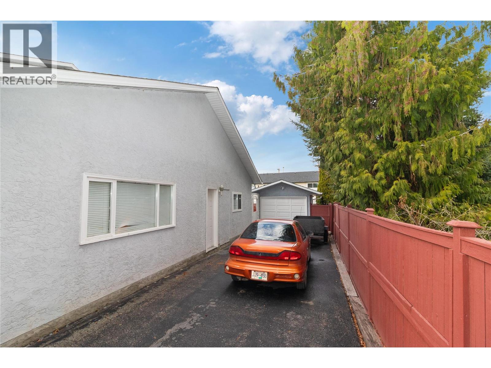 680 Richards Road, Kelowna