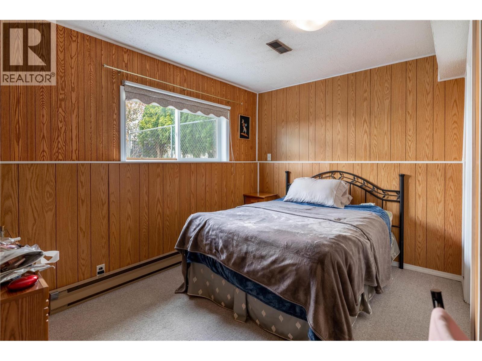 1030 Quesnel Road, Kelowna