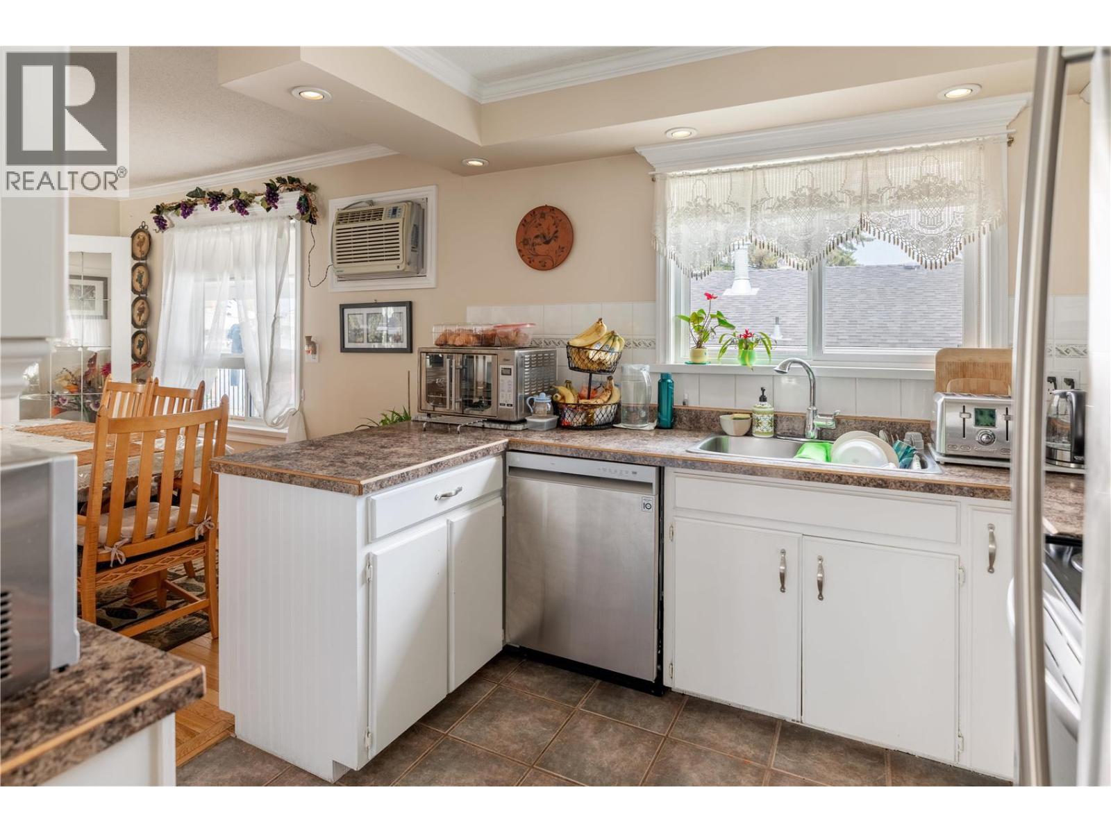 1030 Quesnel Road, Kelowna