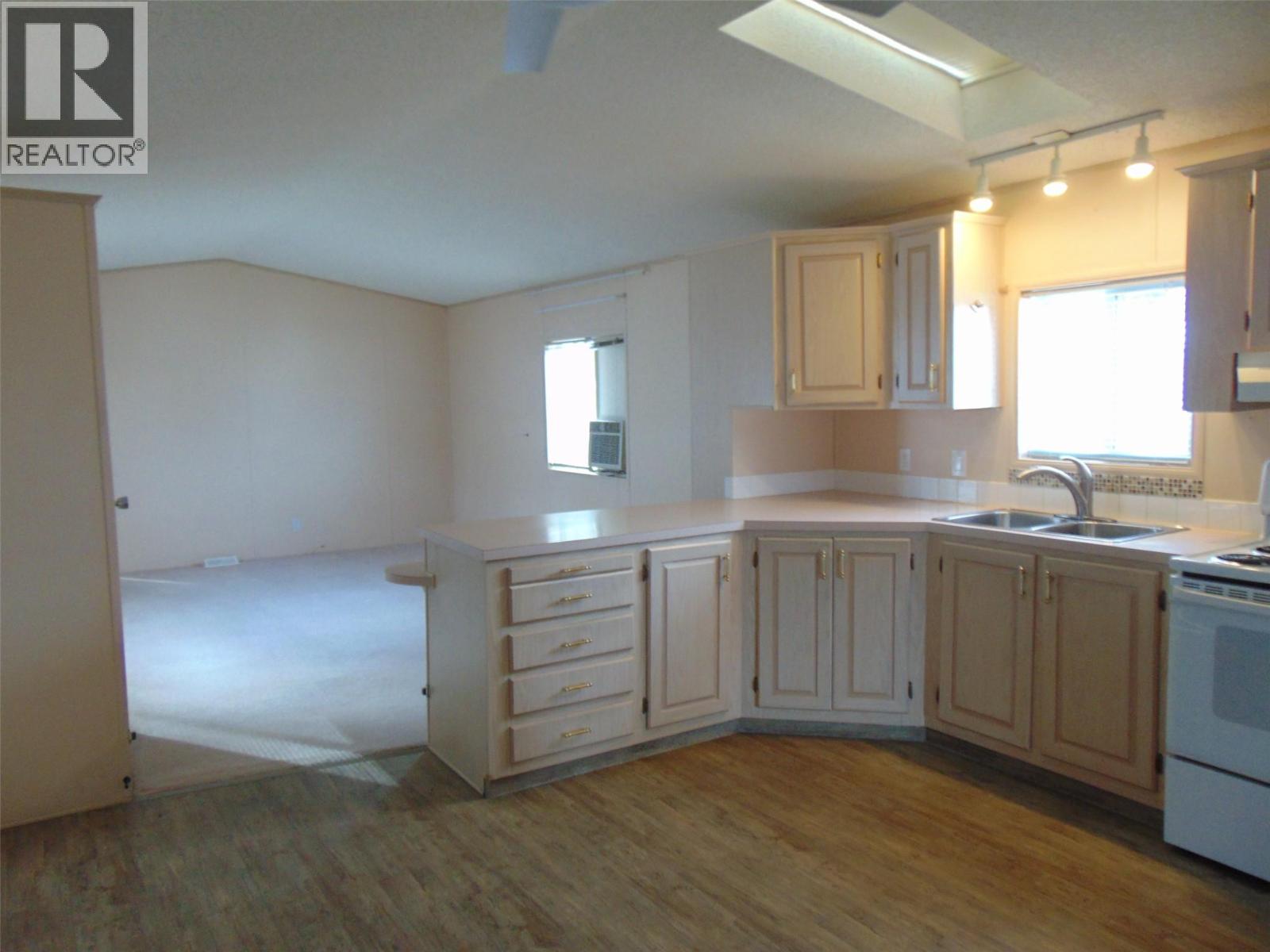 1420 Trans Canada Highway Highway Unit# 7, Sorrento