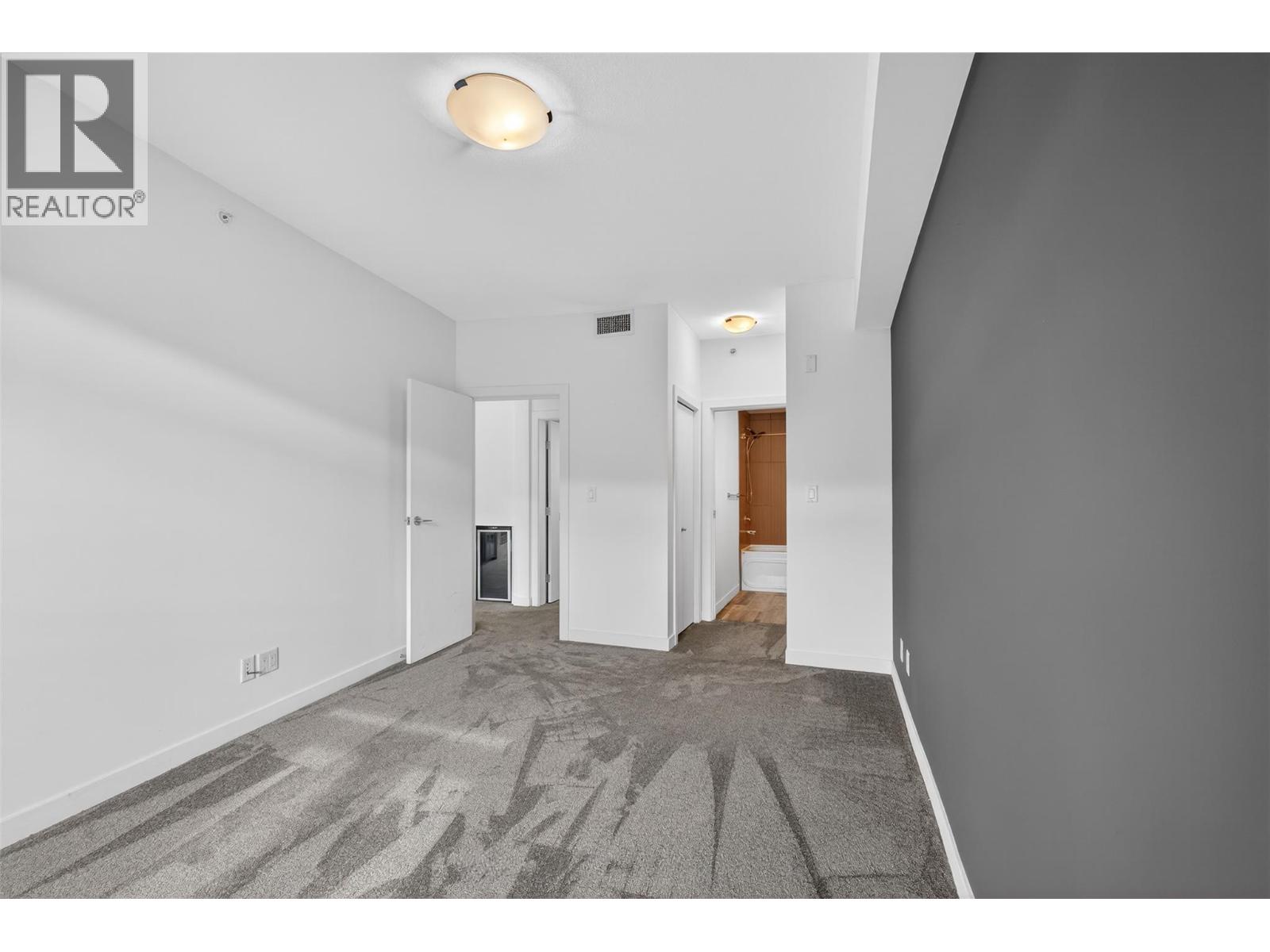 7343 Okanagan Landing Road Unit# 2402, Vernon