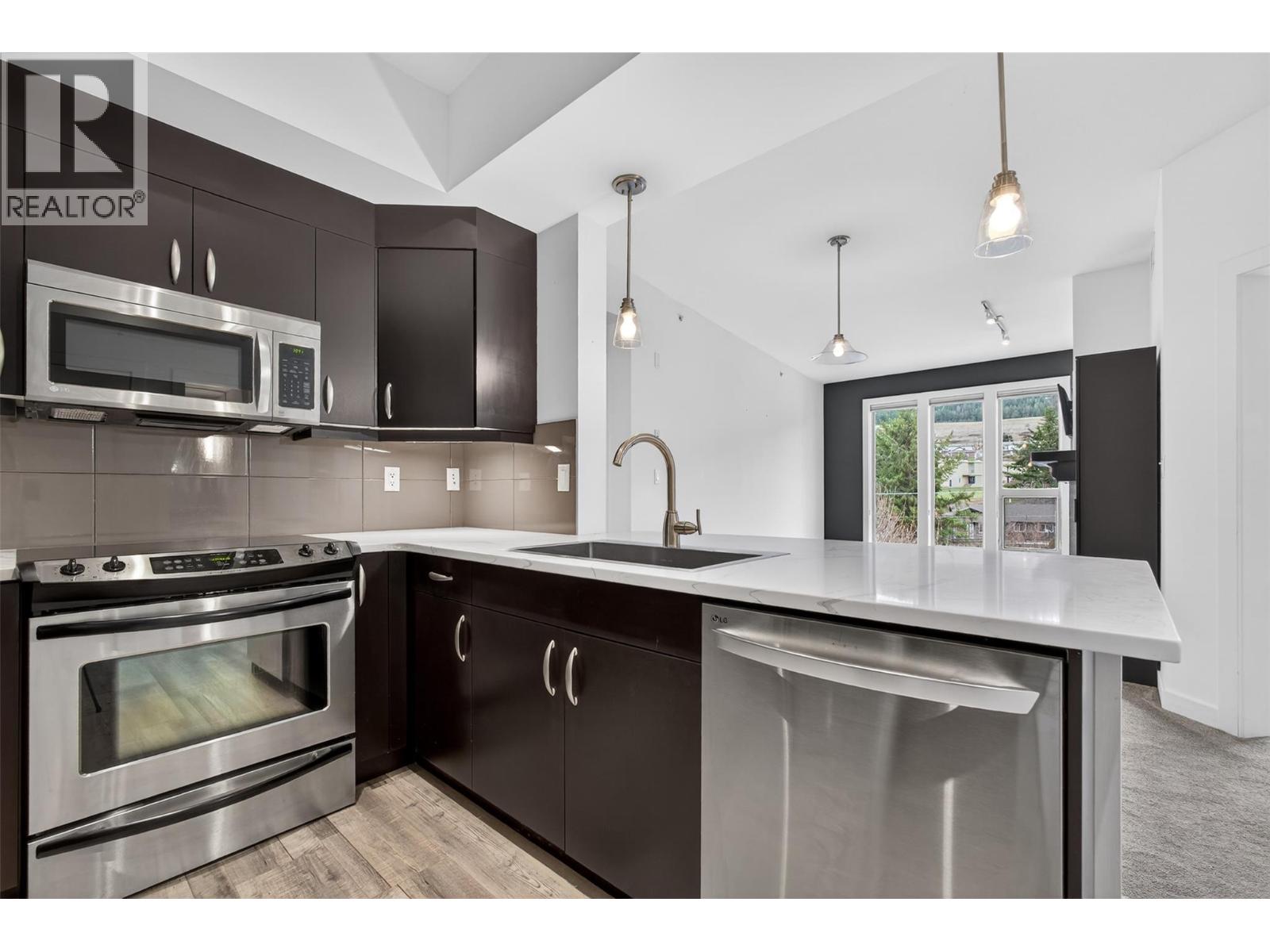 7343 Okanagan Landing Road Unit# 2402, Vernon