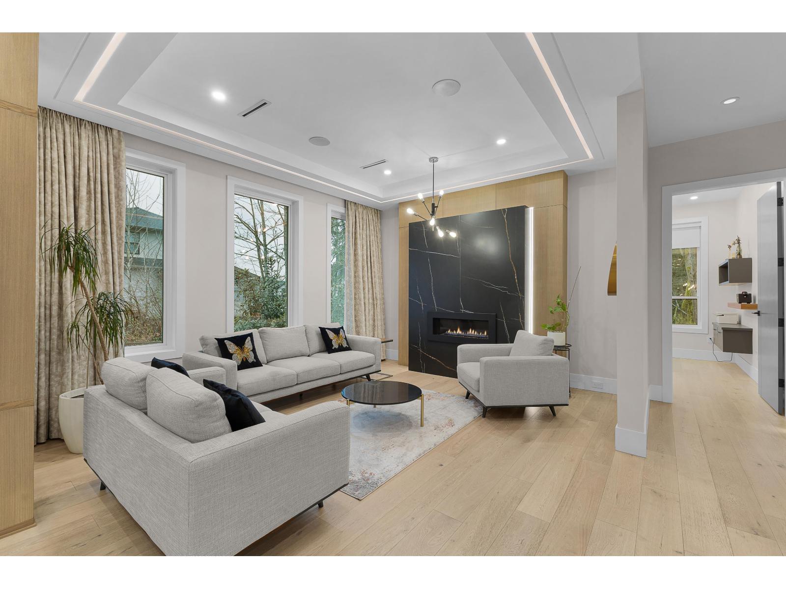 6122 152A Street - photo 2