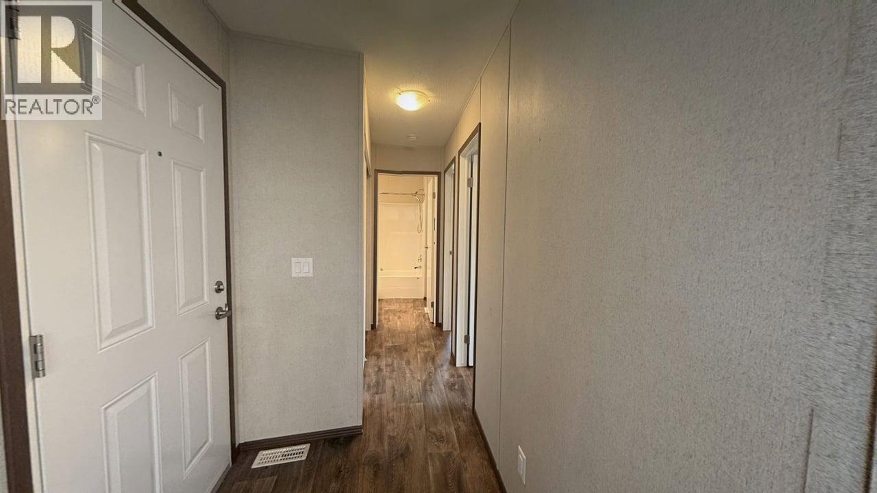 8 891 MONTE VISTA Drive, Rossland