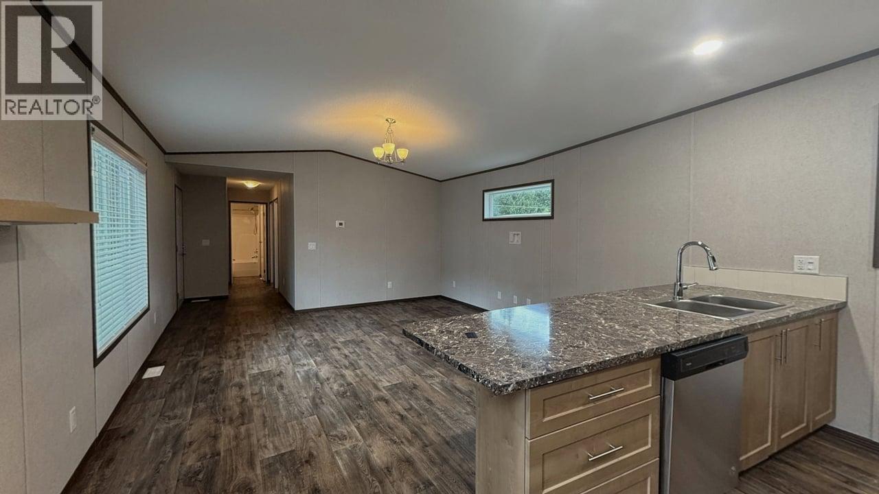 8 891 MONTE VISTA Drive, Rossland