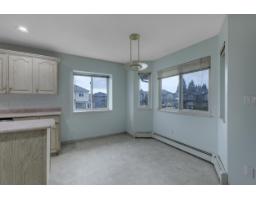 12255 64a Avenue, Surrey, BC V3W3R8 Photo 12