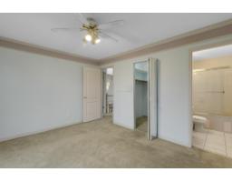 12255 64a Avenue, Surrey, BC V3W3R8 Photo 17