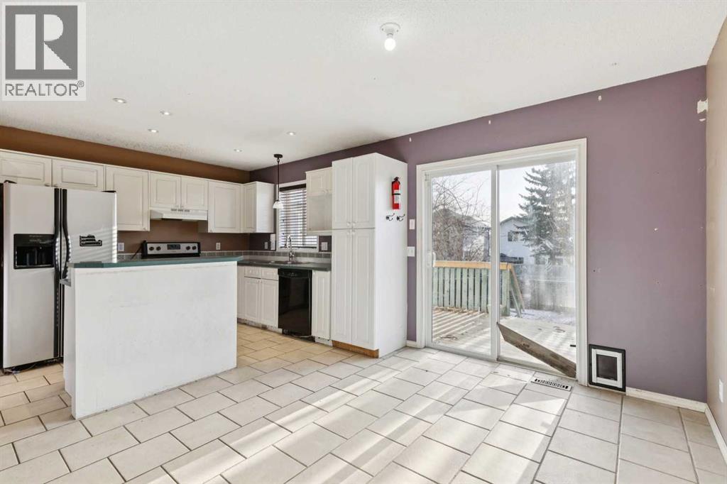 Single Family House for Sale in  Covewood Park NE Coventry Hills Calgary 