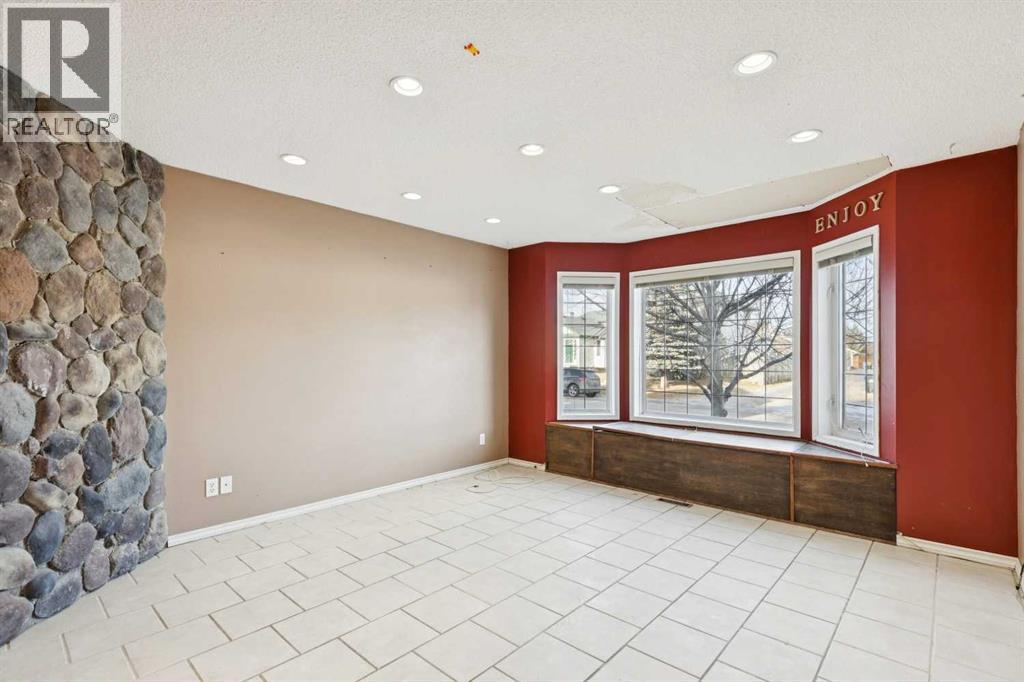 Single Family House for Sale in  Covewood Park NE Coventry Hills Calgary 