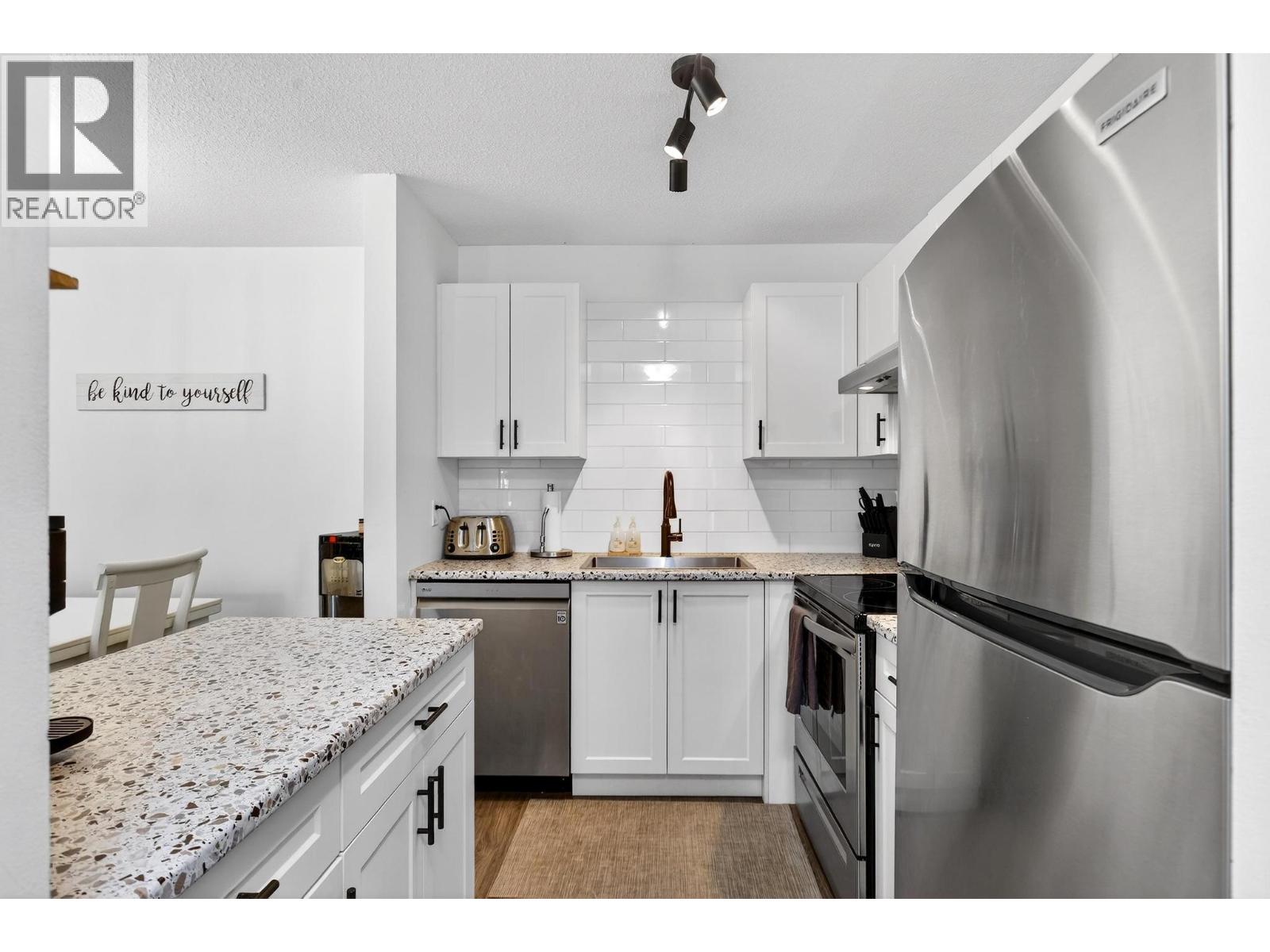 735 Cook Road Unit# 208C, Kelowna