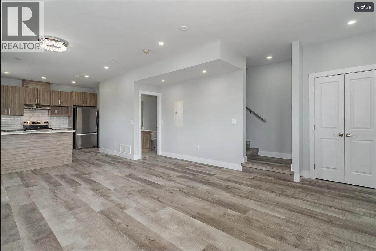 1046 Martin Avenue Unit# 1, Kelowna