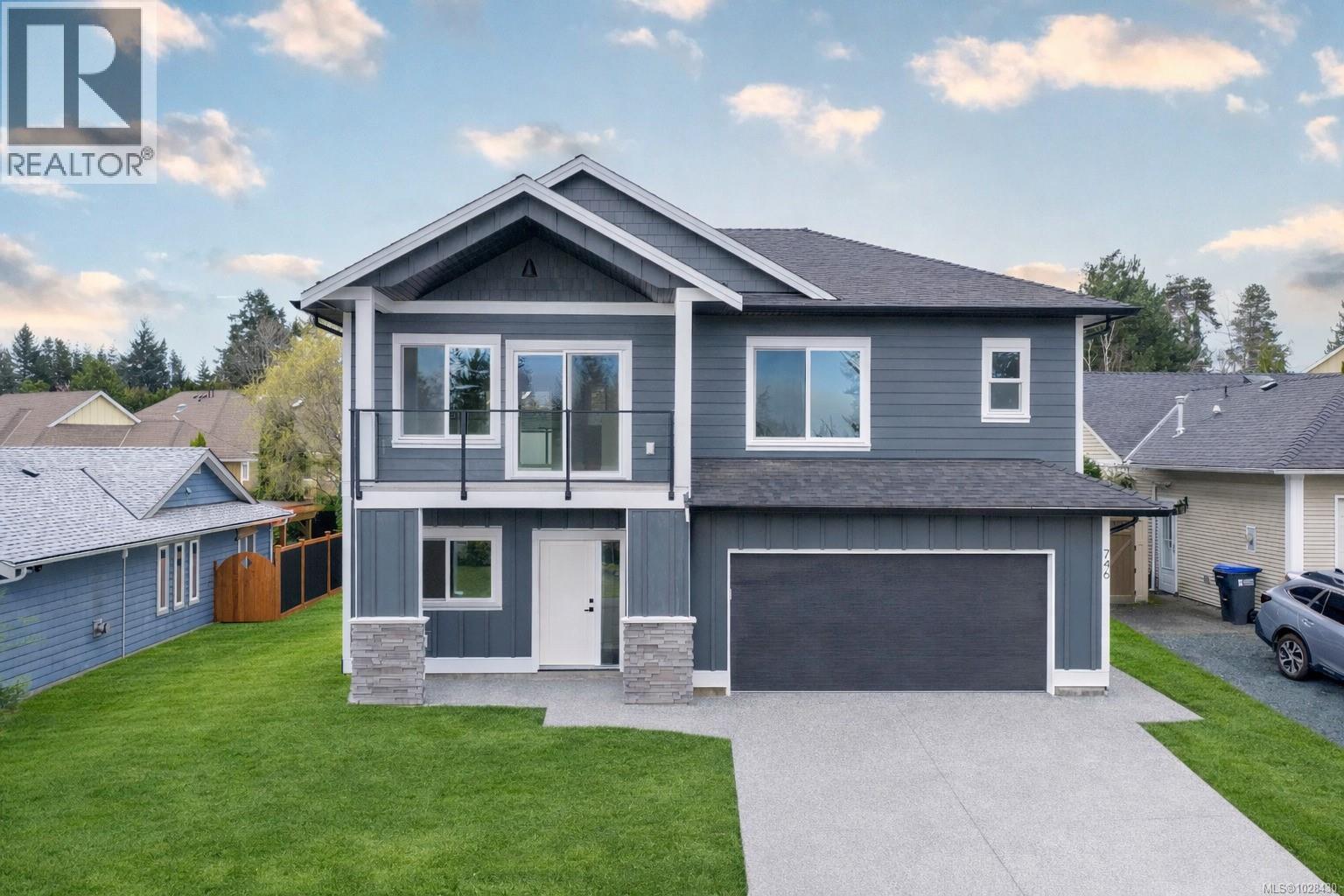 746 Doehle Ave - 1