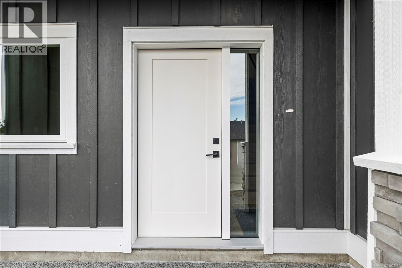 746 Doehle Ave, Parksville