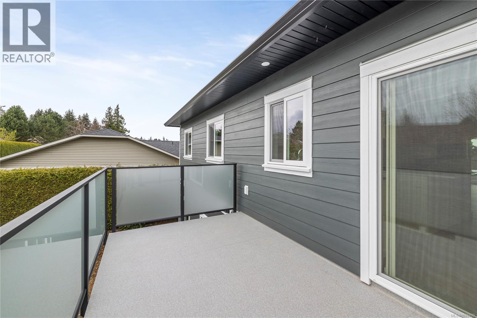 746 Doehle Ave, Parksville