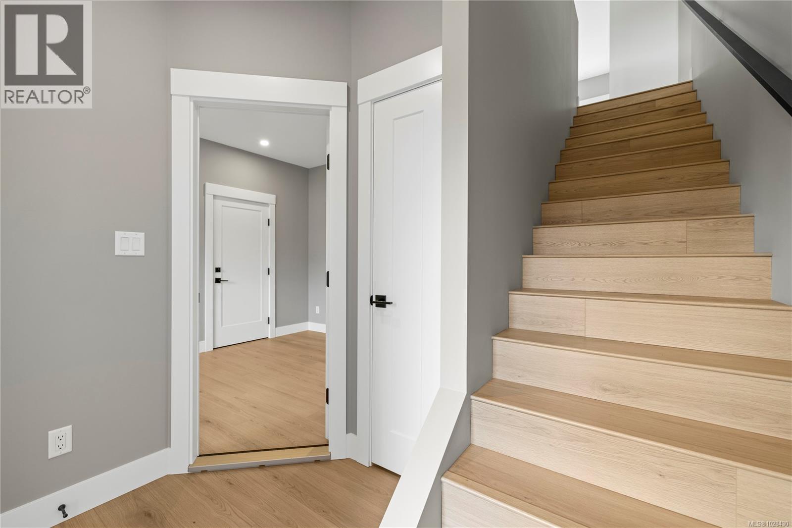 746 Doehle Ave, Parksville