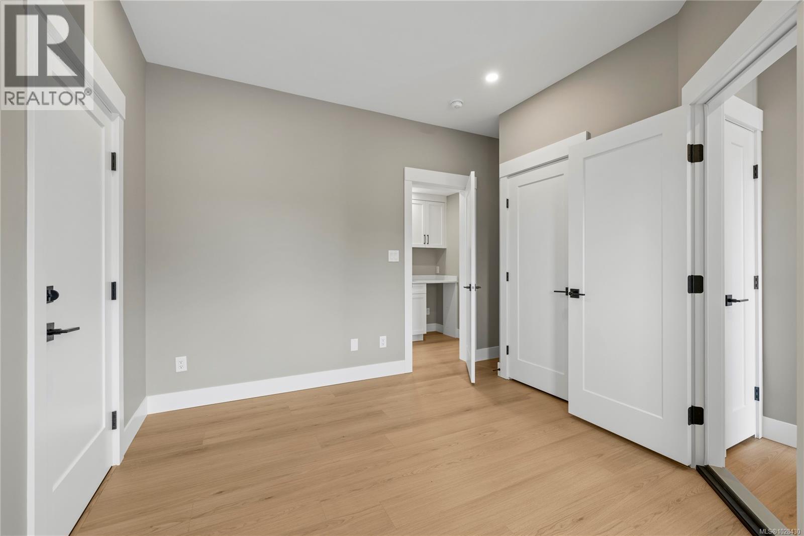 746 Doehle Ave, Parksville