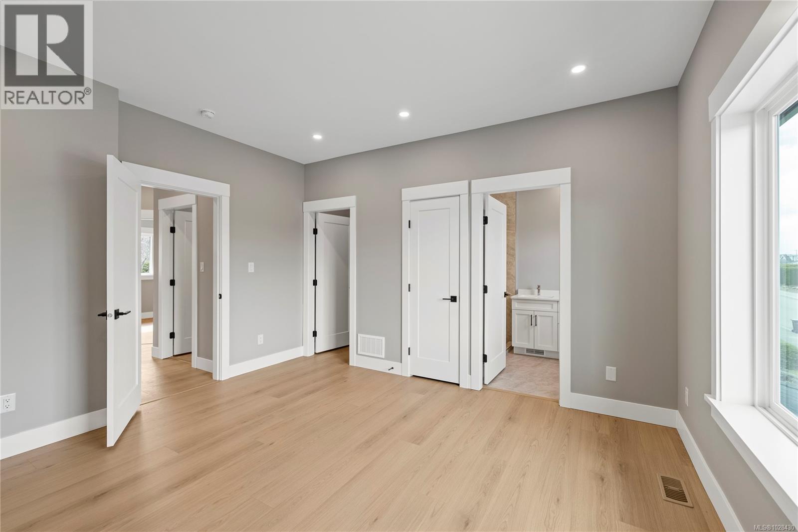 746 Doehle Ave, Parksville