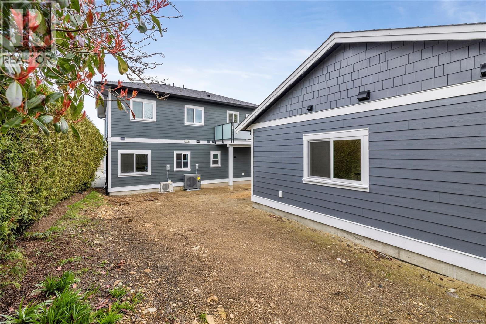 746 Doehle Ave, Parksville