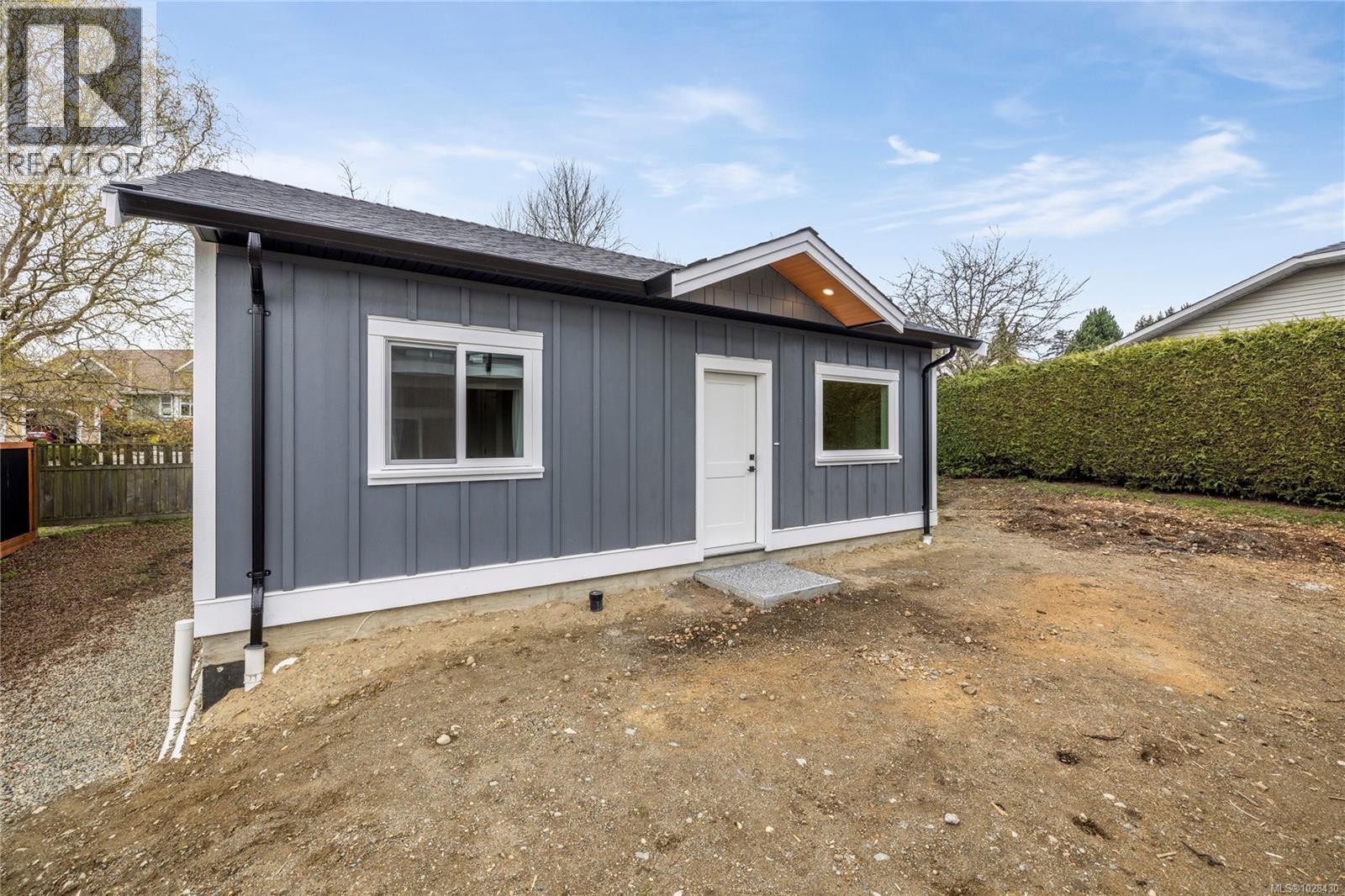 746 Doehle Ave, Parksville