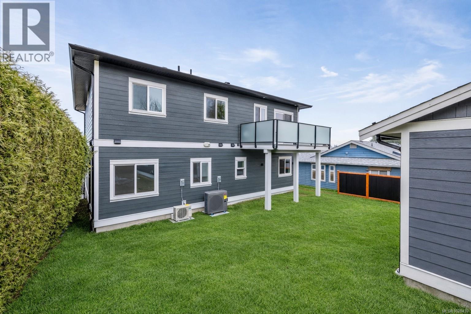 746 Doehle Ave, Parksville