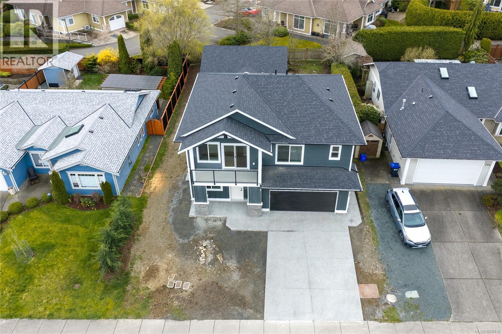 746 Doehle Ave, Parksville