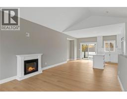 746 Doehle Ave, Parksville, BC V9P2V1 Photo 30