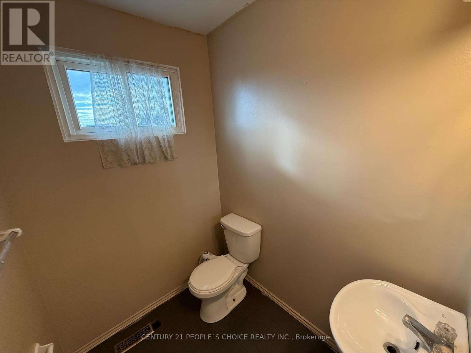32 HORNE DRIVE, Brampton (Brampton North), Ontario
