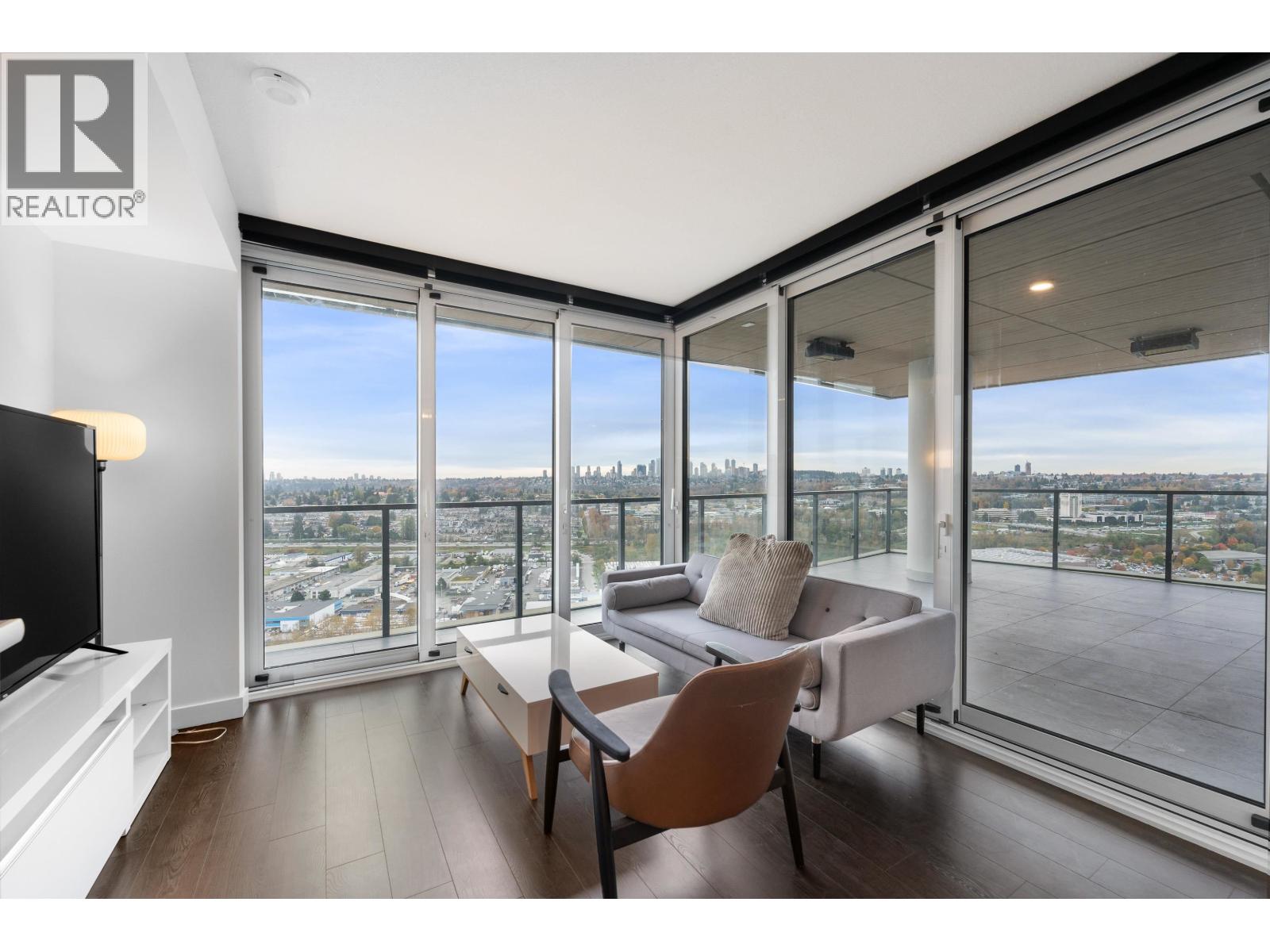 2402 4890 LOUGHEED HIGHWAY