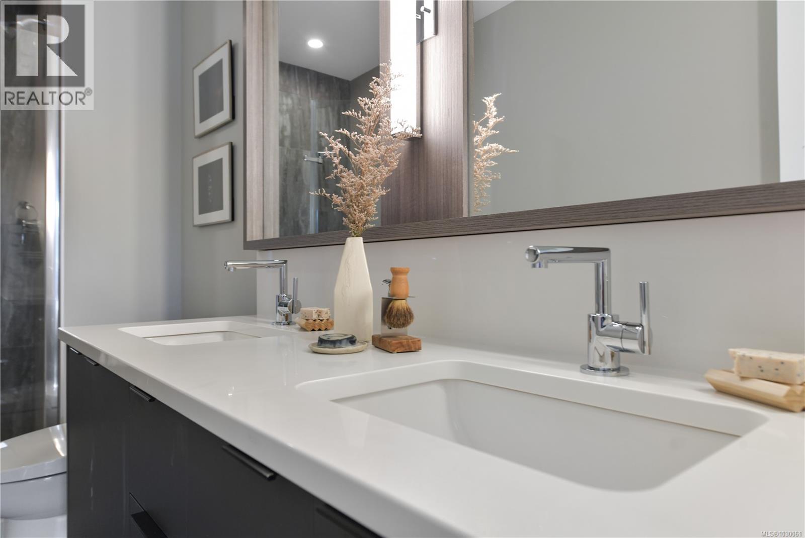 510 967 Whirlaway Crescent, Langford