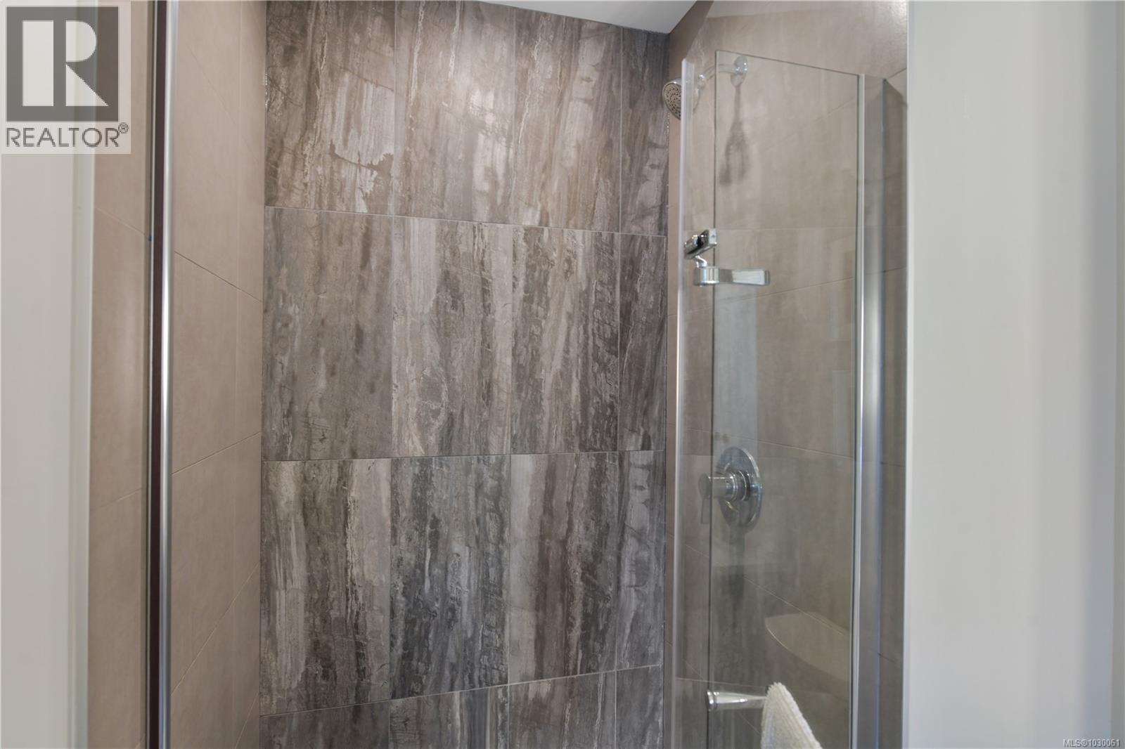 510 967 Whirlaway Crescent, Langford