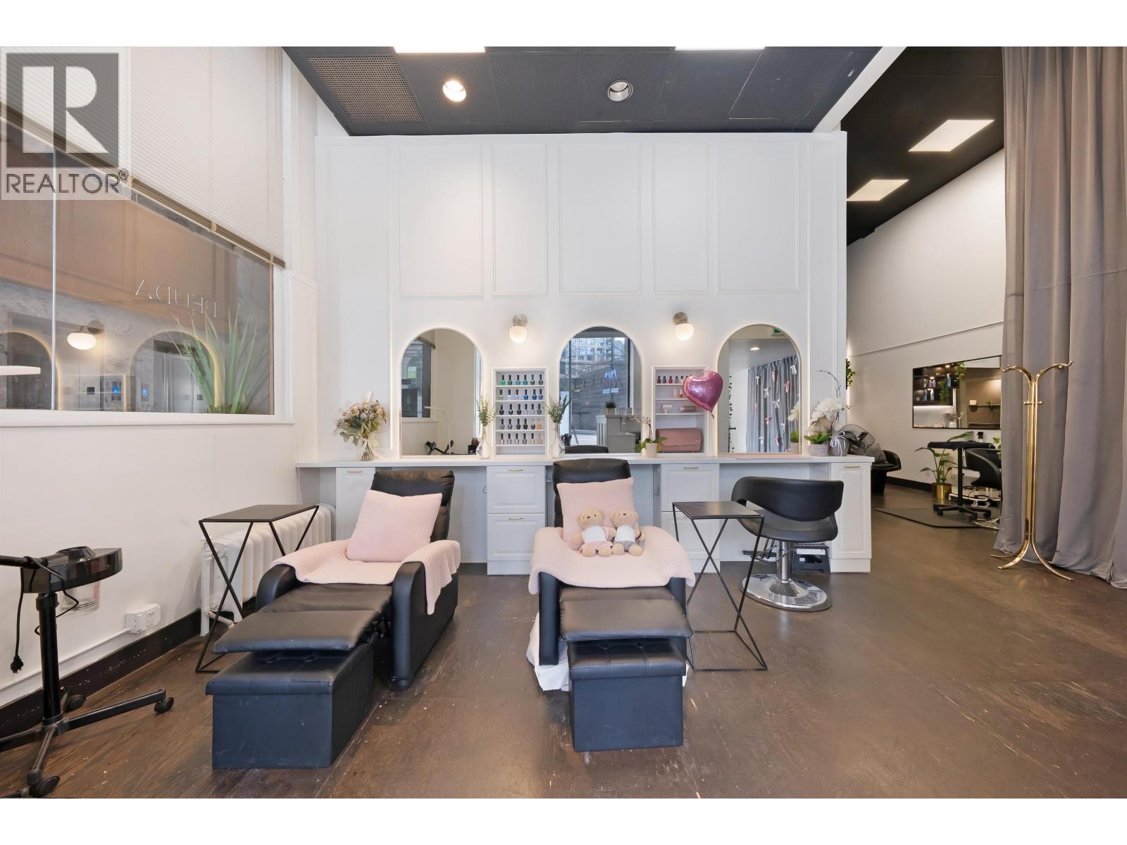 Business for Sale in Vancouver – 1 119 W PENDER STREET, Vancouver – MLS# C8077383 - Image 10