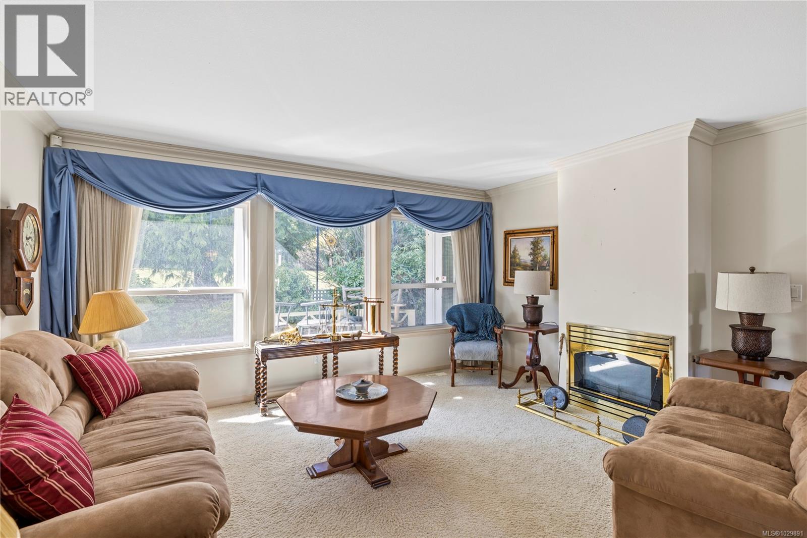 626 WINDWARD WAY - 7