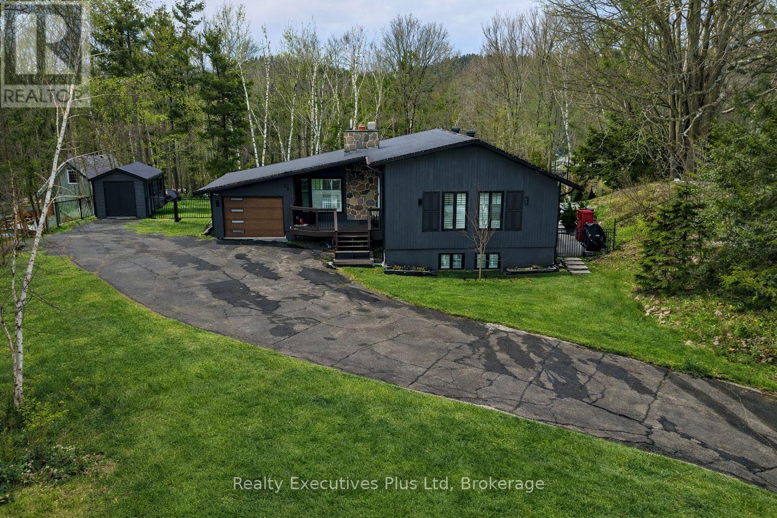 24 BIRCH GROVE DRIVE