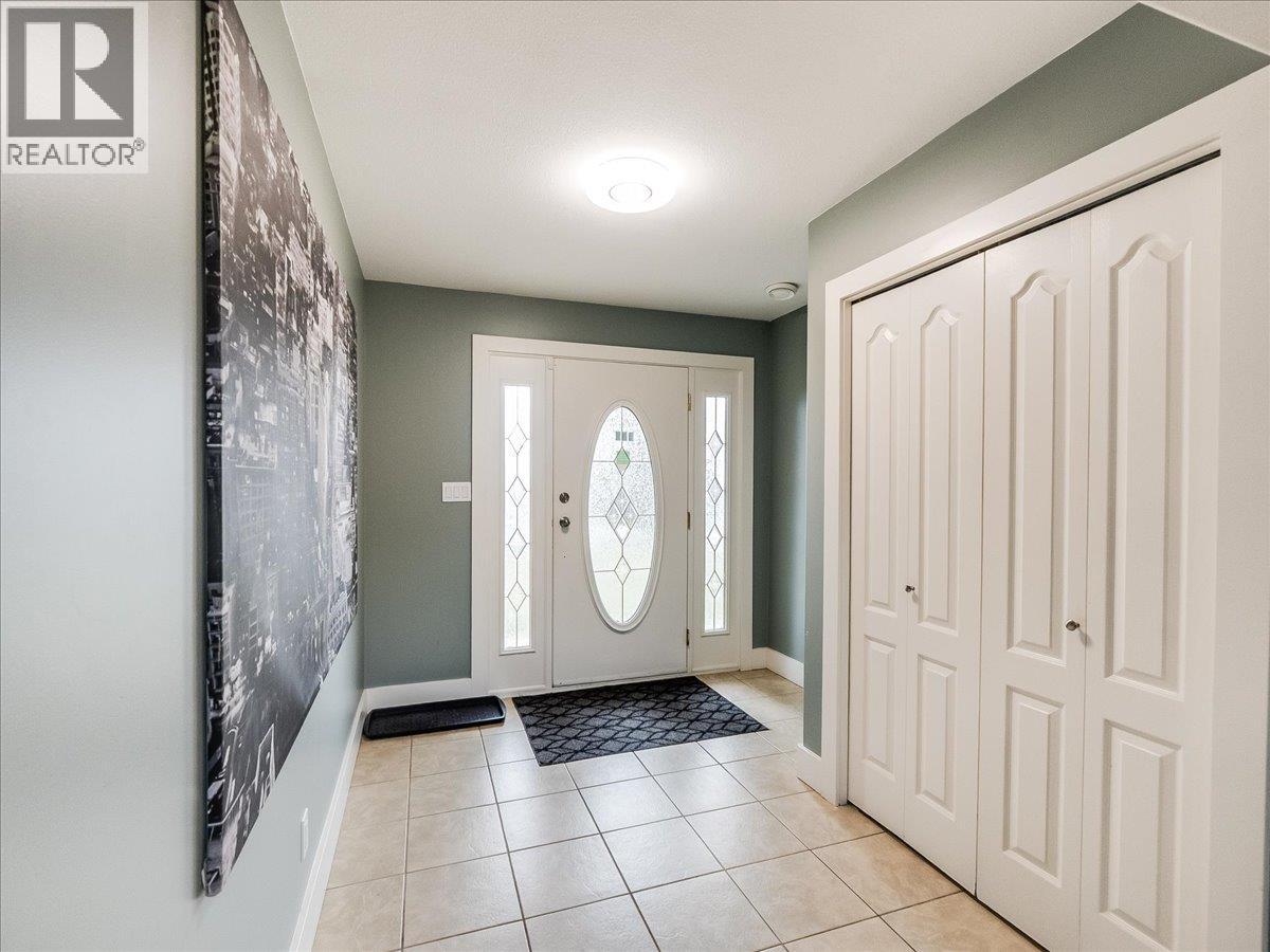 601 12TH Avenue, Genelle