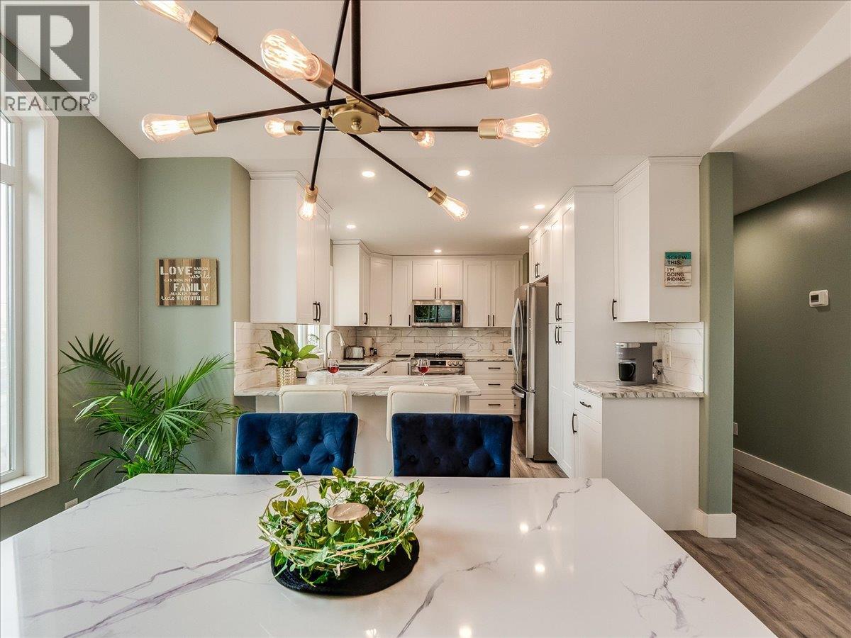 601 12TH Avenue, Genelle