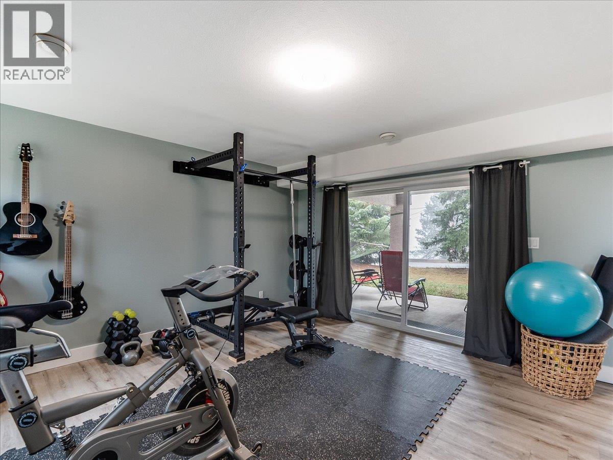 601 12TH Avenue, Genelle