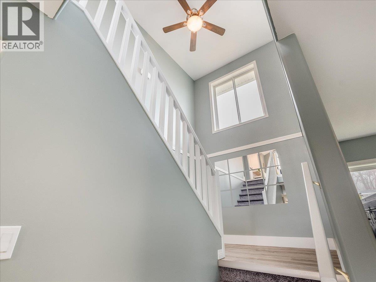 601 12TH Avenue, Genelle