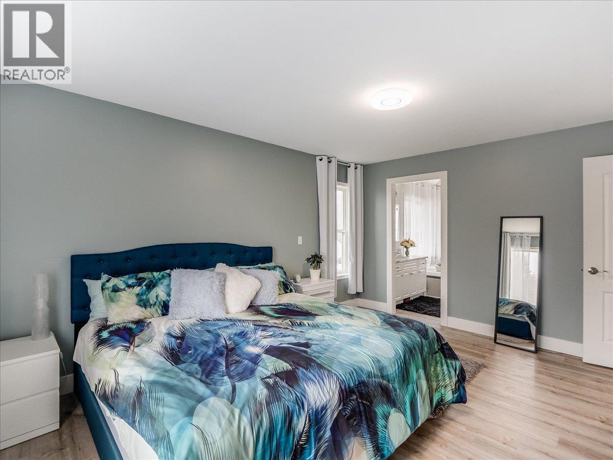 601 12TH Avenue, Genelle