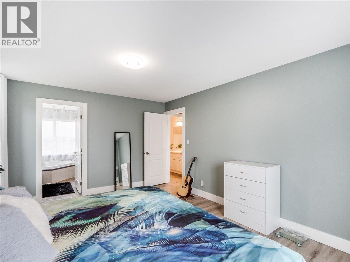 601 12TH Avenue, Genelle