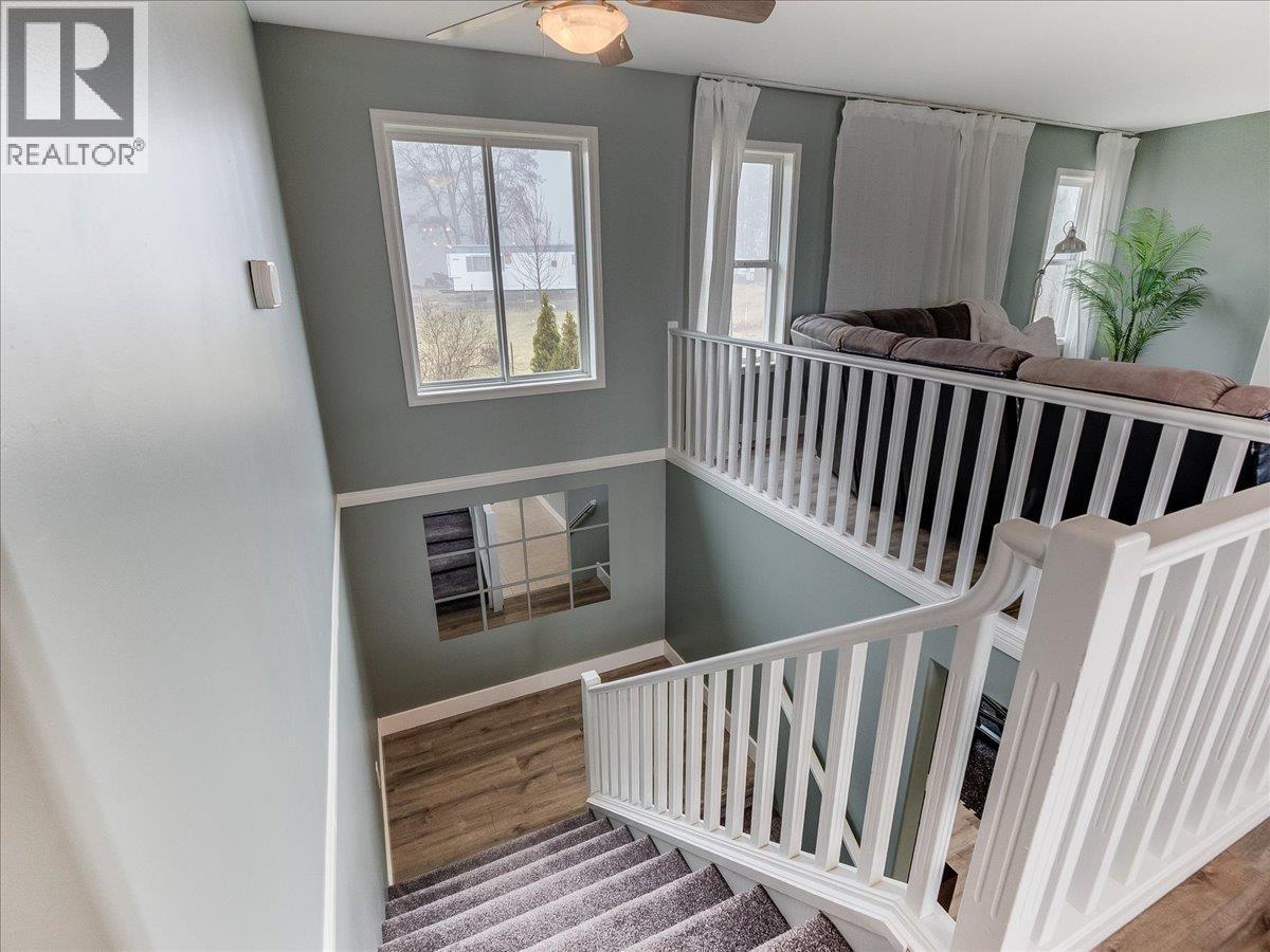 601 12TH Avenue, Genelle