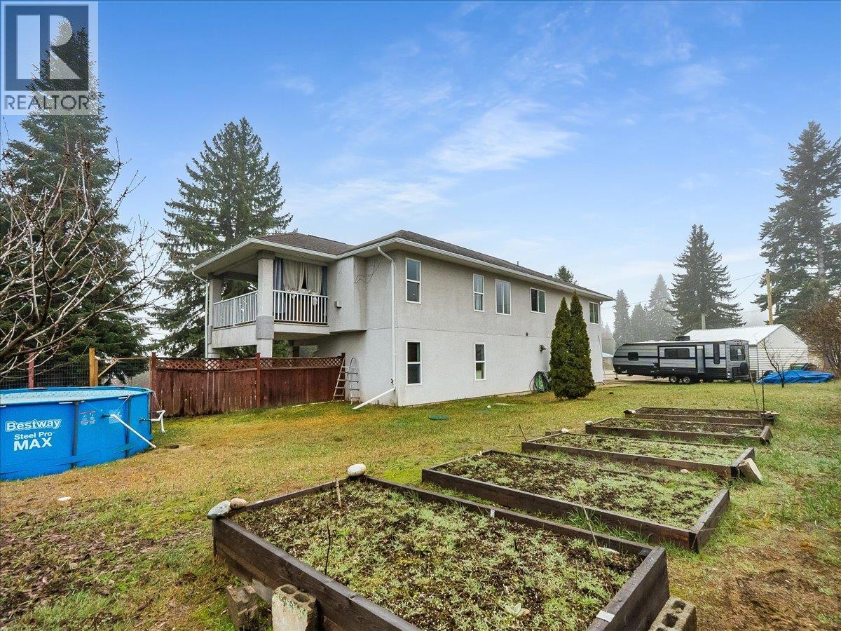 601 12TH Avenue, Genelle