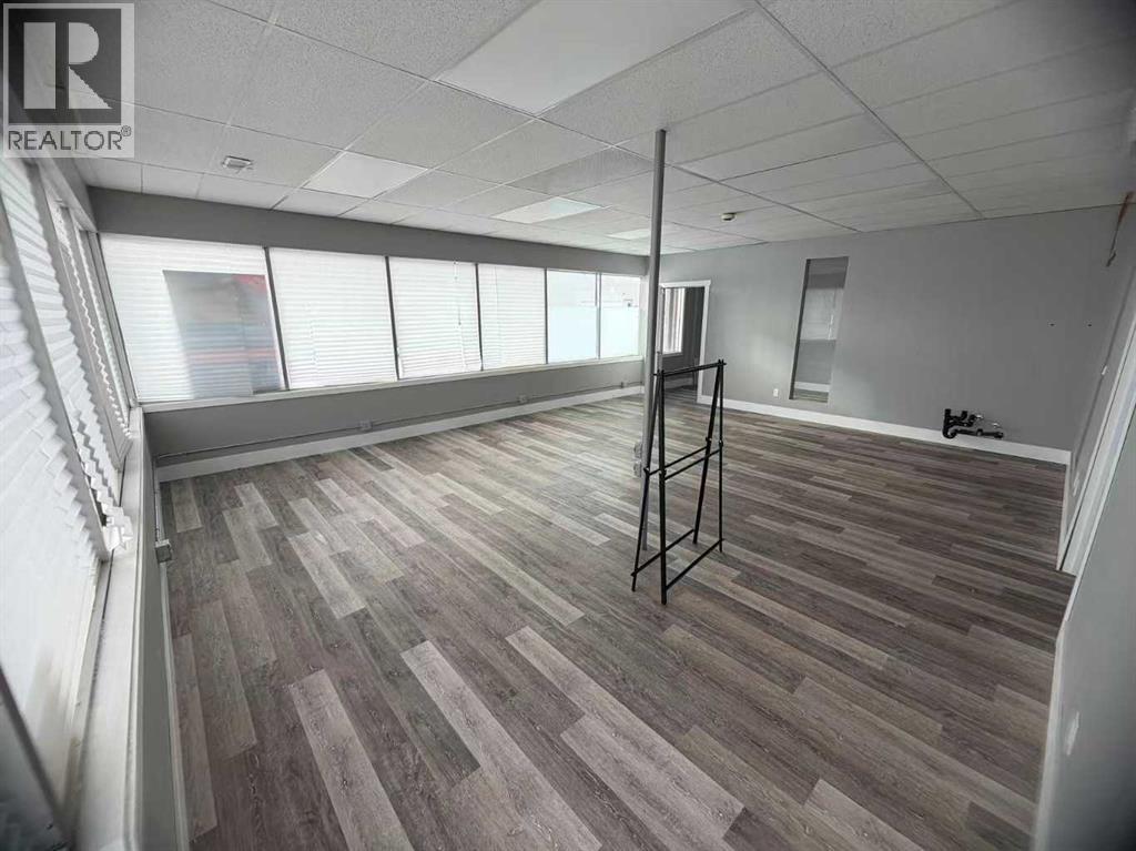 1, 3505 32 Street NE, Calgary, Alberta