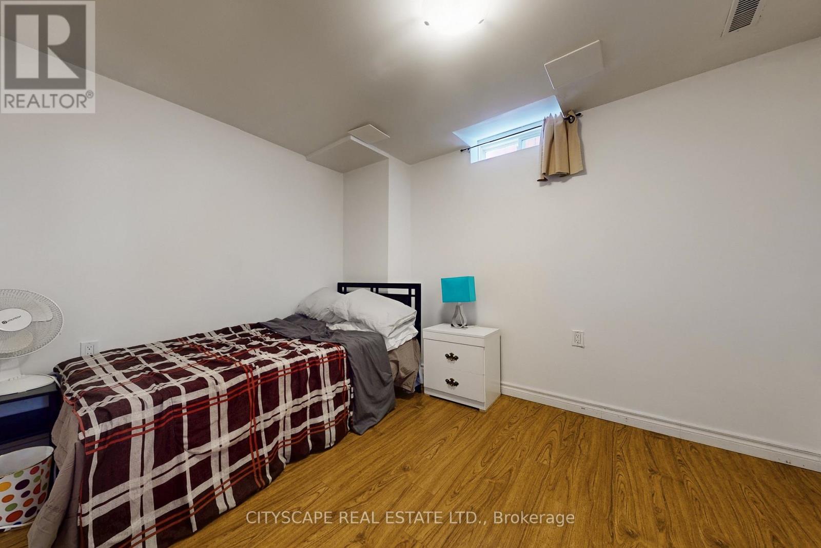7218 LULWORTH COURT - 33