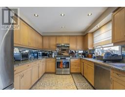 76 Hiberton Crescent, Brampton, ON L7A3C9 Photo 6