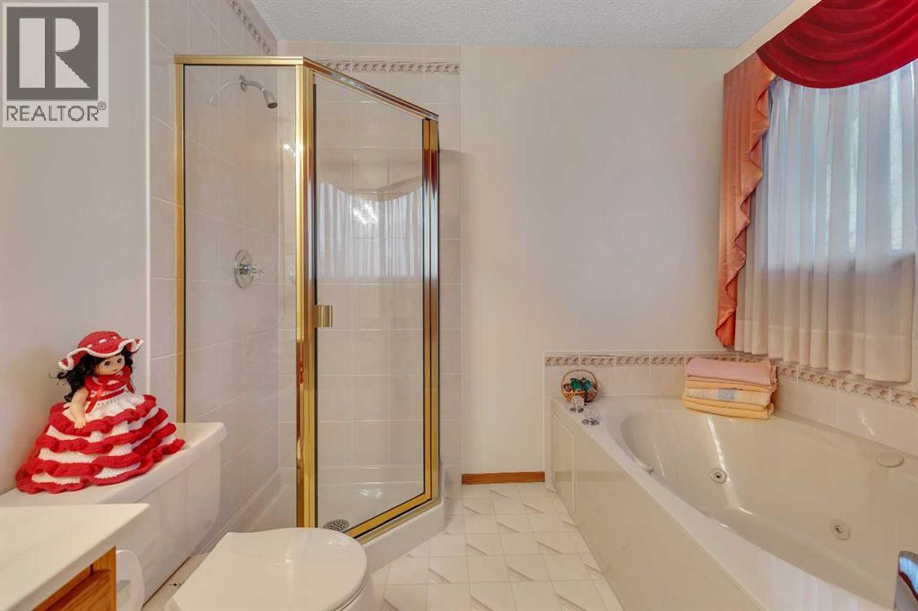 Single Family House for Sale in  Riverview Park SE Riverbend Calgary 